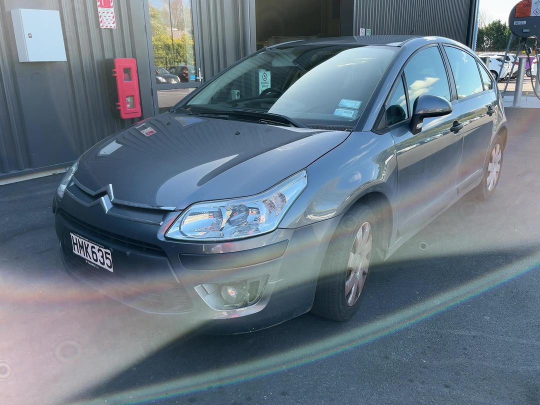 Photo '4' of Citroen C4 Photo '4' of Citroen C4