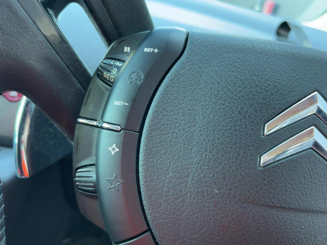 Photo '23' of Citroen C4 Photo '23' of Citroen C4
