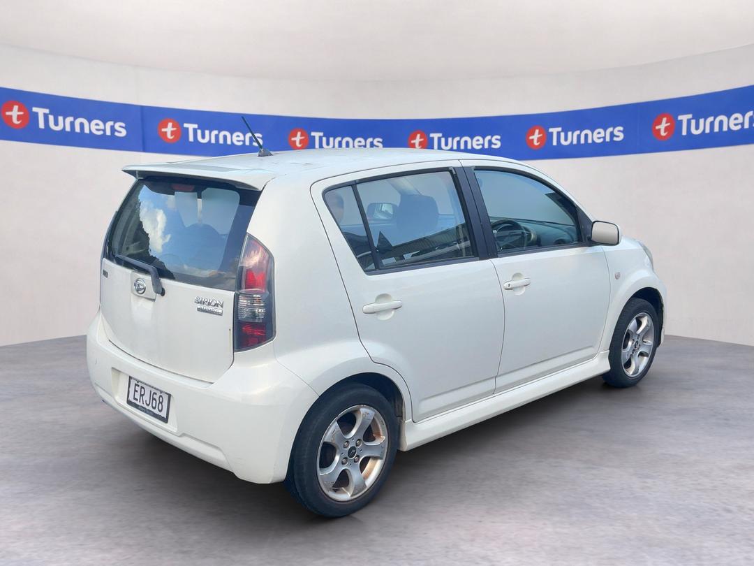 Photo '4' of Daihatsu Sirion SX