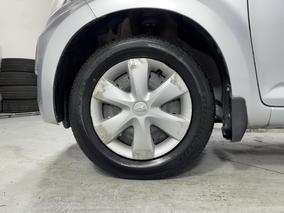 Photo '10' of Daihatsu Sirion
