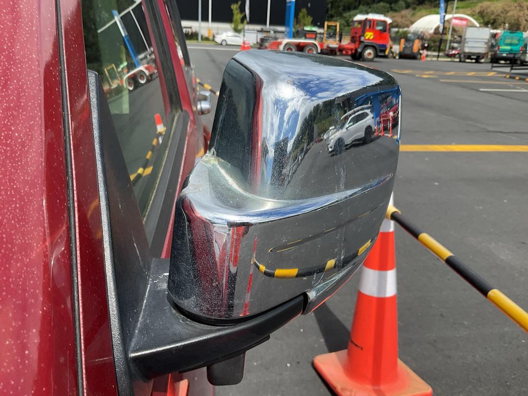 Photo '9' of Dodge Nitro R/T 4X4 3.7L V6