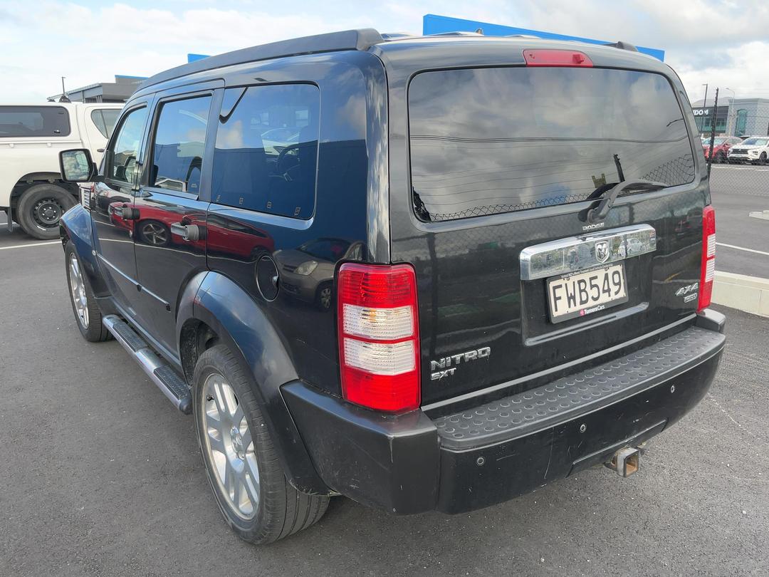 Photo '4' of Dodge Nitro CRD SXT Photo '4' of Dodge Nitro CRD SXT