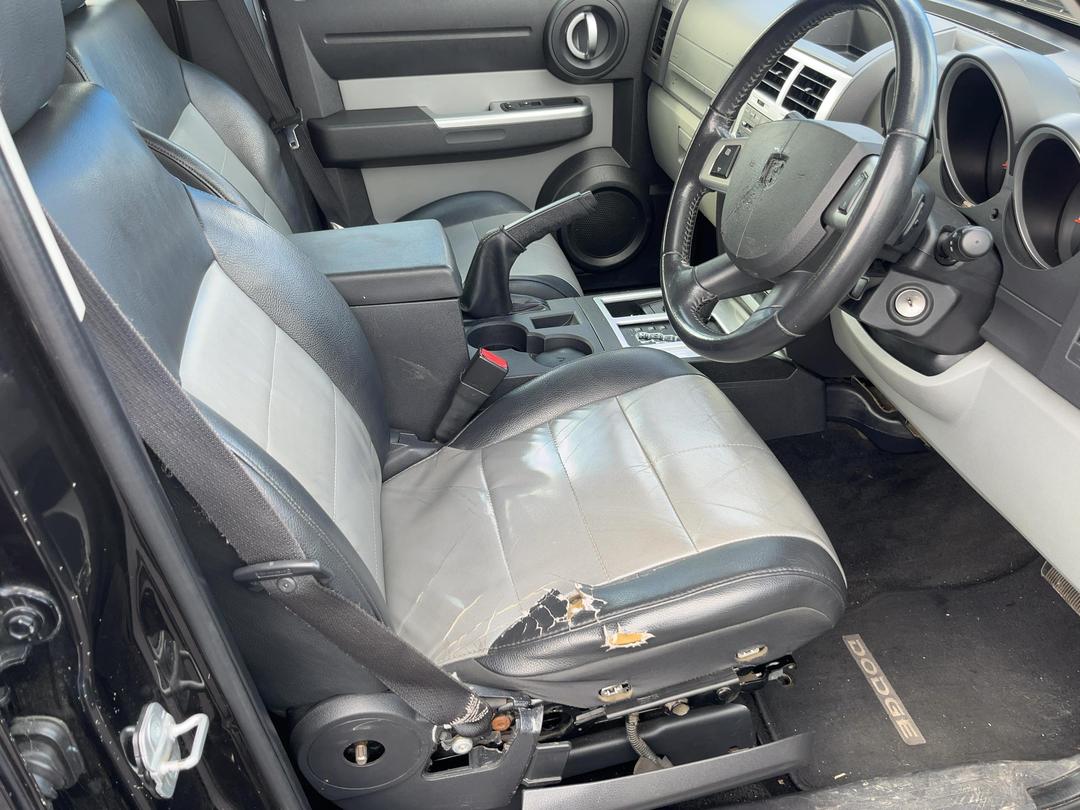 Photo '14' of Dodge Nitro CRD SXT Photo '14' of Dodge Nitro CRD SXT