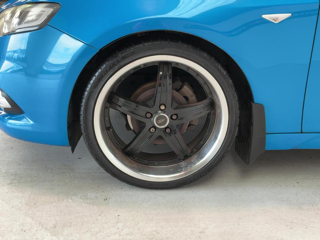 Photo '8' of Ford Falcon FG XR6 Photo '8' of Ford Falcon FG XR6