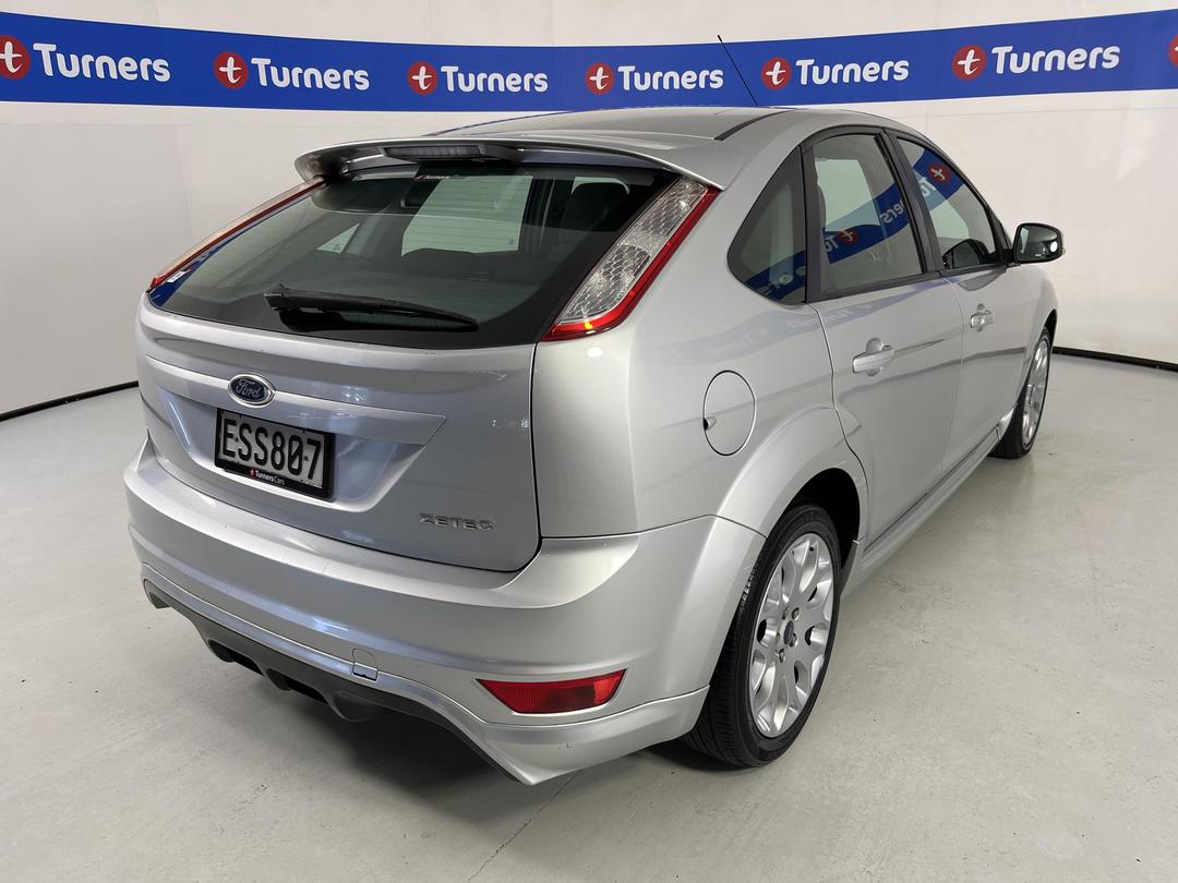 Photo '7' of Ford Focus