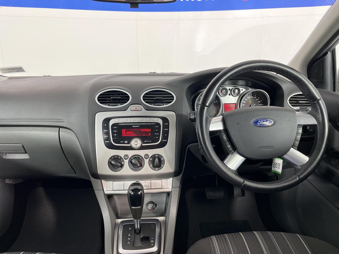 Photo '17' of Ford Focus