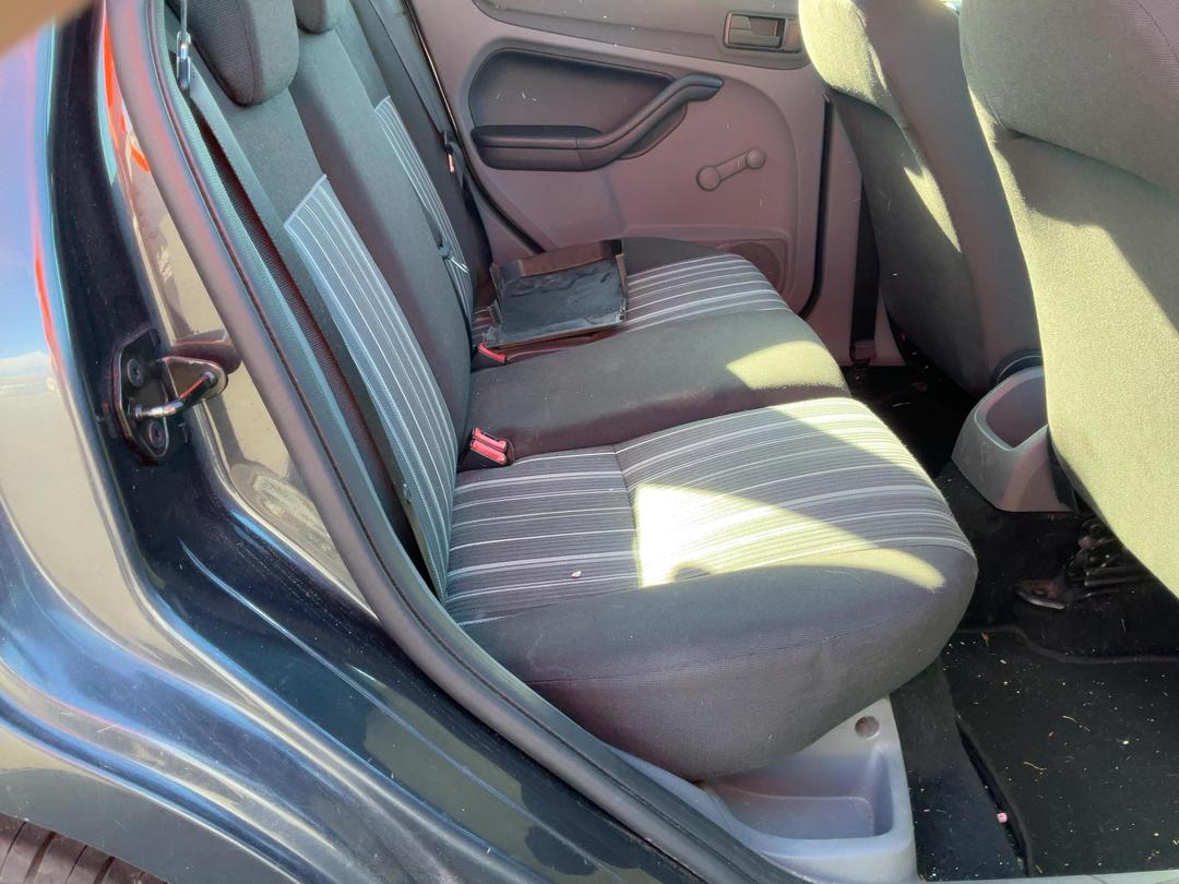 Photo '15' of Ford Focus Photo '15' of Ford Focus