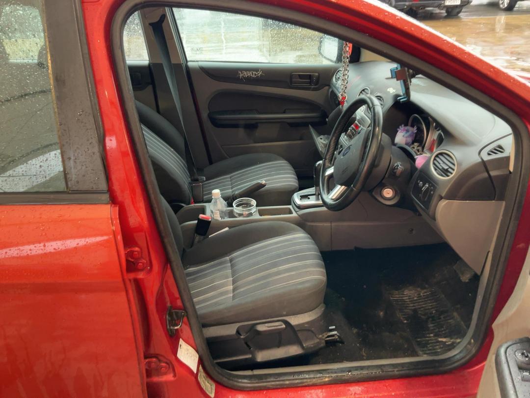 Photo '12' of Ford Focus