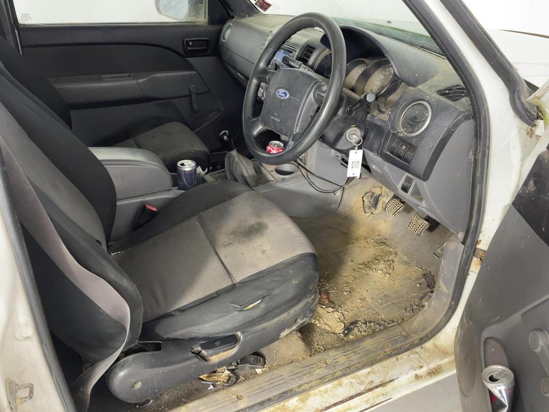 Photo '14' of Ford Ranger TD XL DC W/S Photo '14' of Ford Ranger TD XL DC W/S