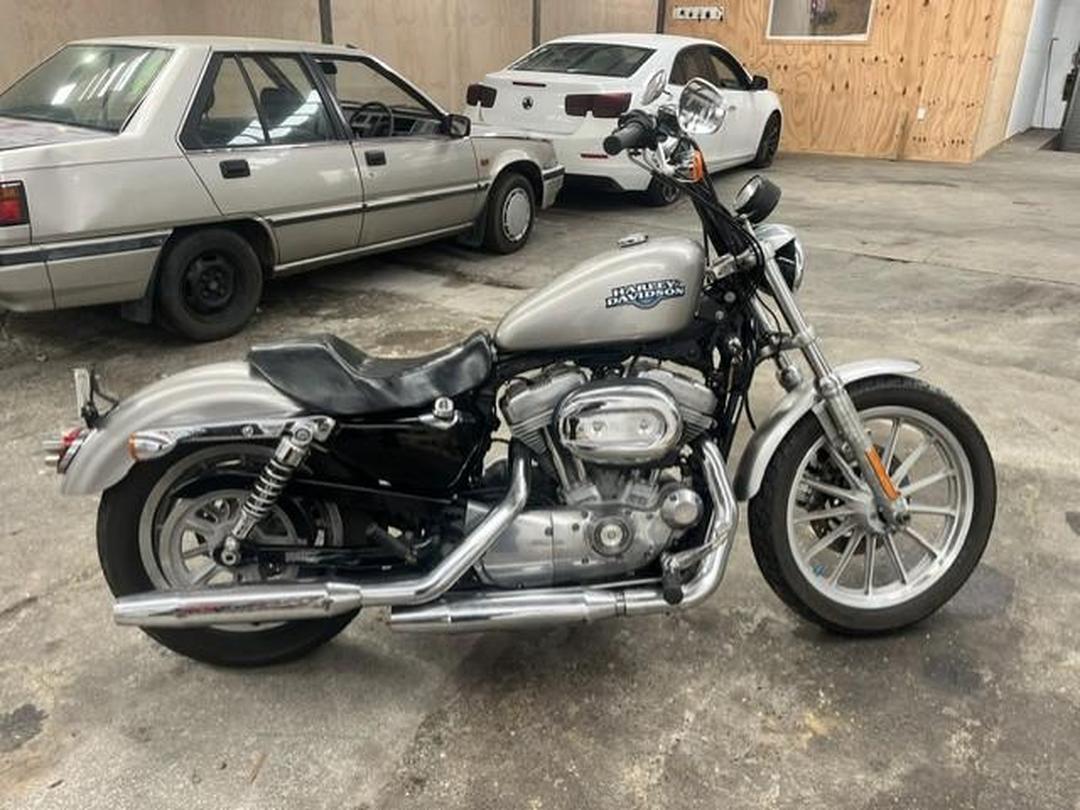 Photo '8' of Harley Davidson Sportster 08 LOW 883 Photo '8' of Harley Davidson Sportster 08 LOW 883