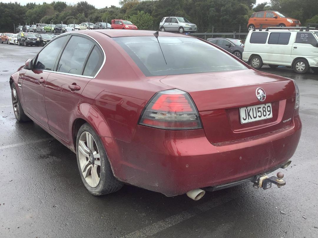 Photo '4' of Holden Calais Photo '4' of Holden Calais