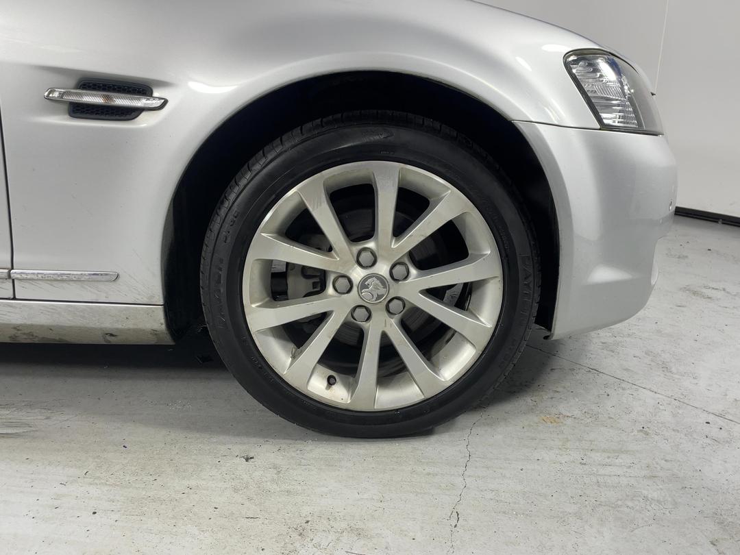 Photo '9' of Holden Commodore