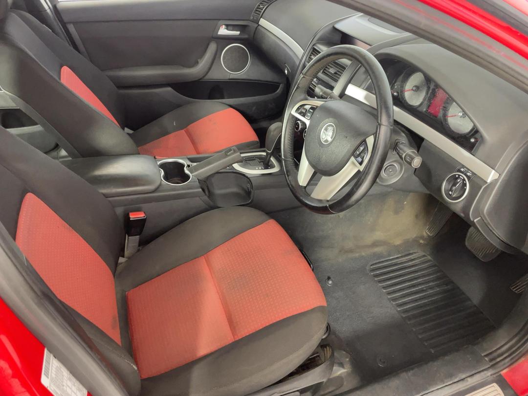 Photo '16' of Holden Commodore