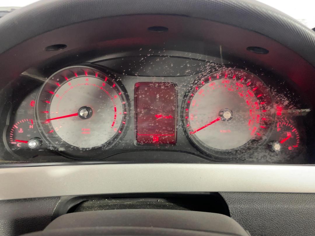 Photo '21' of Holden Commodore