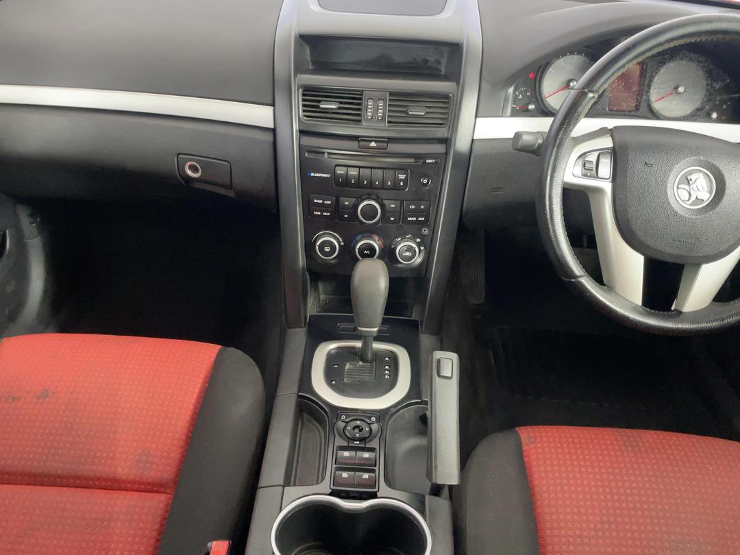 Photo '18' of Holden Commodore