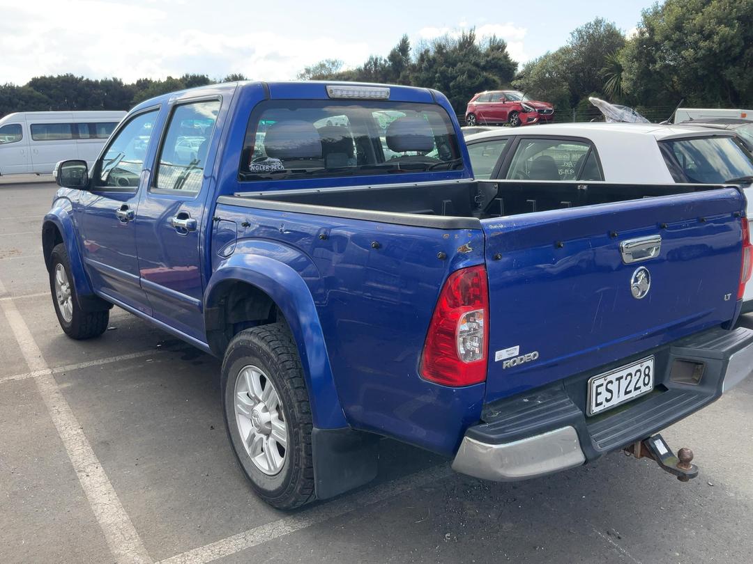 Photo '3' of Holden Rodeo 4X2 LT Crew PU TD Photo '3' of Holden Rodeo 4X2 LT Crew PU TD