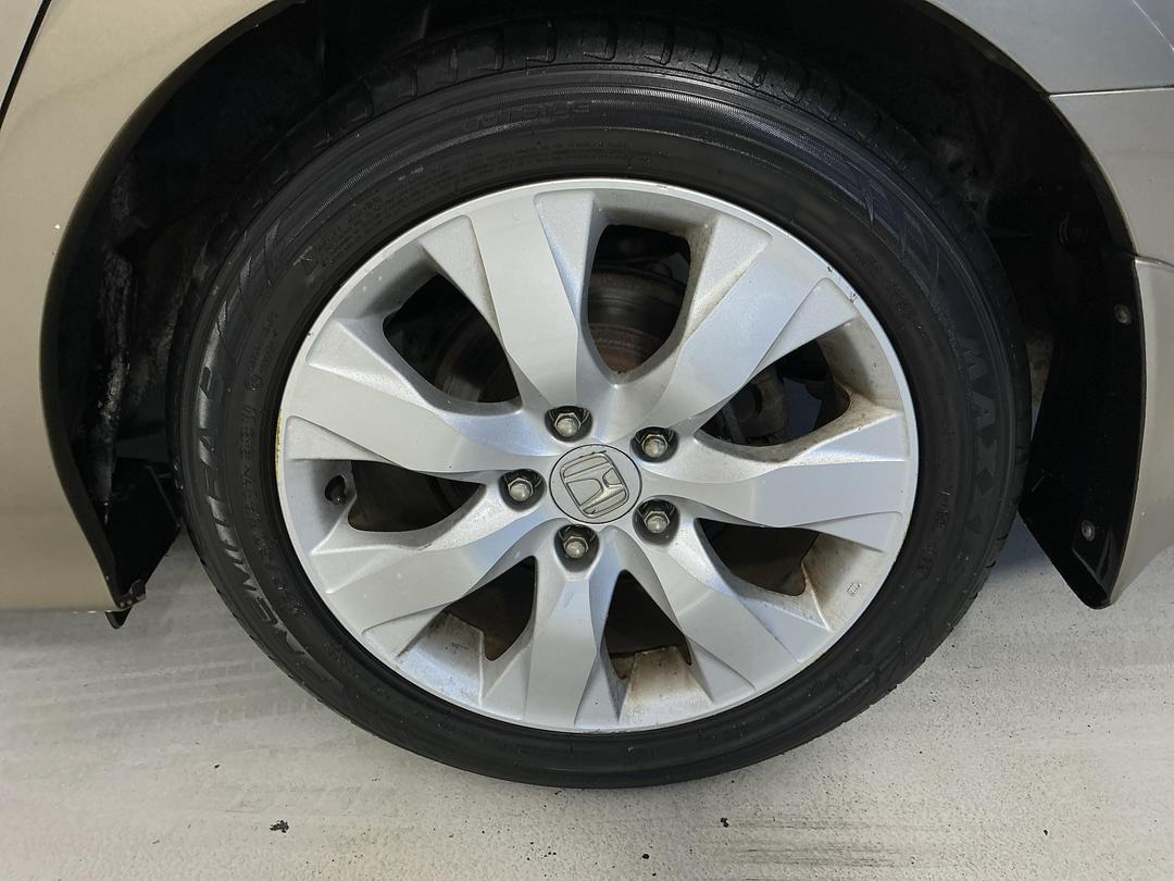 Photo '11' of Honda Accord