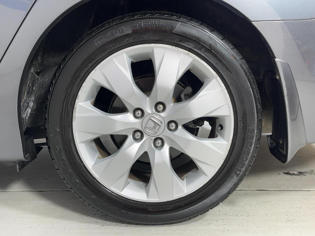 Photo '11' of Honda Accord