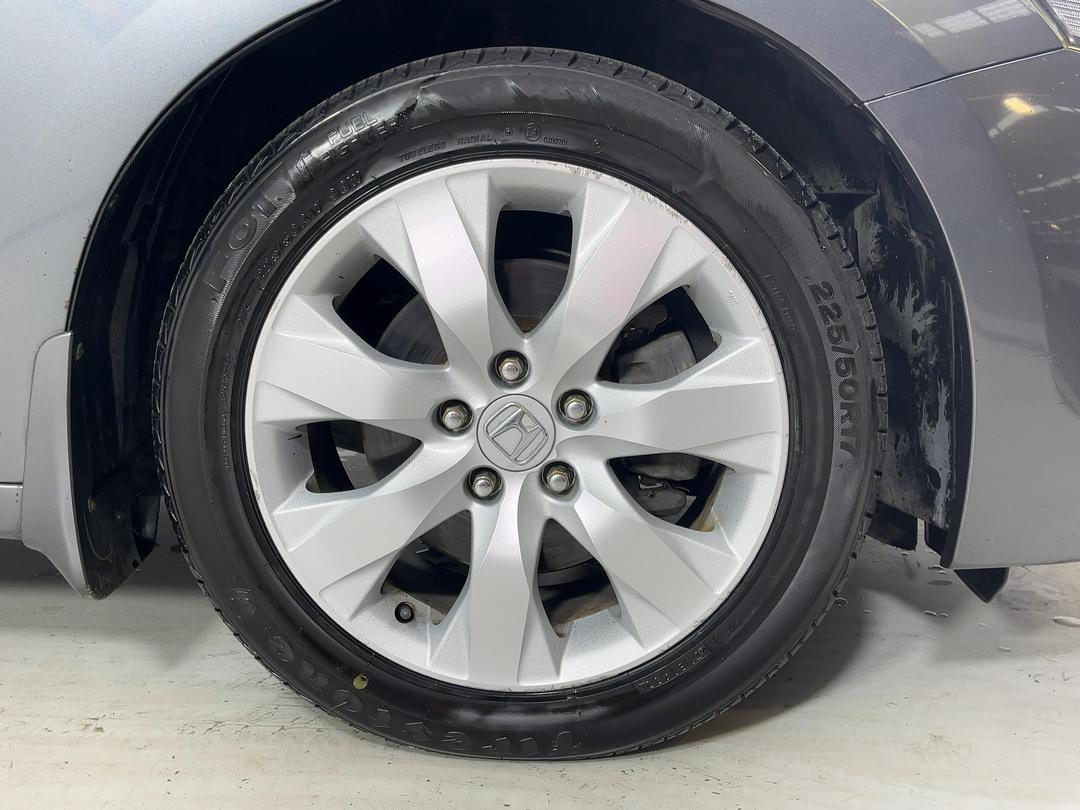 Photo '9' of Honda Accord