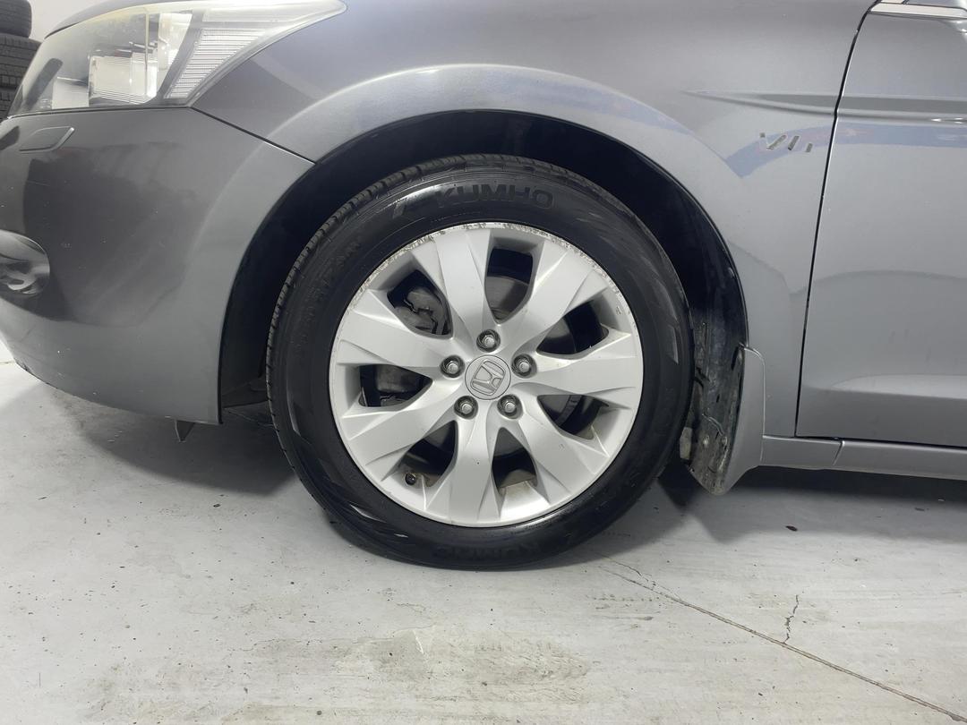 Photo '10' of Honda Accord