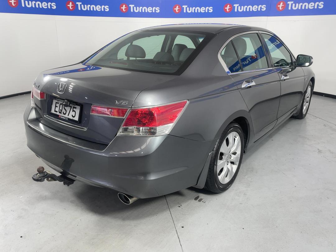Photo '7' of Honda Accord