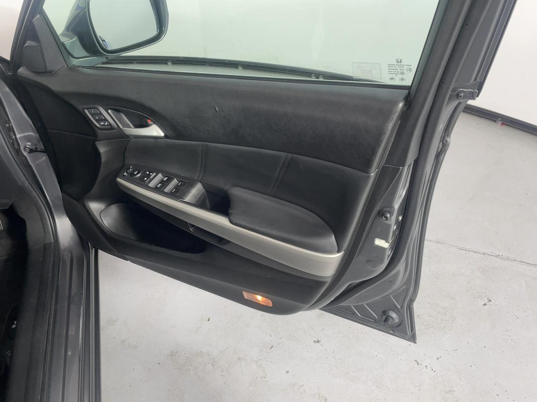 Photo '15' of Honda Accord