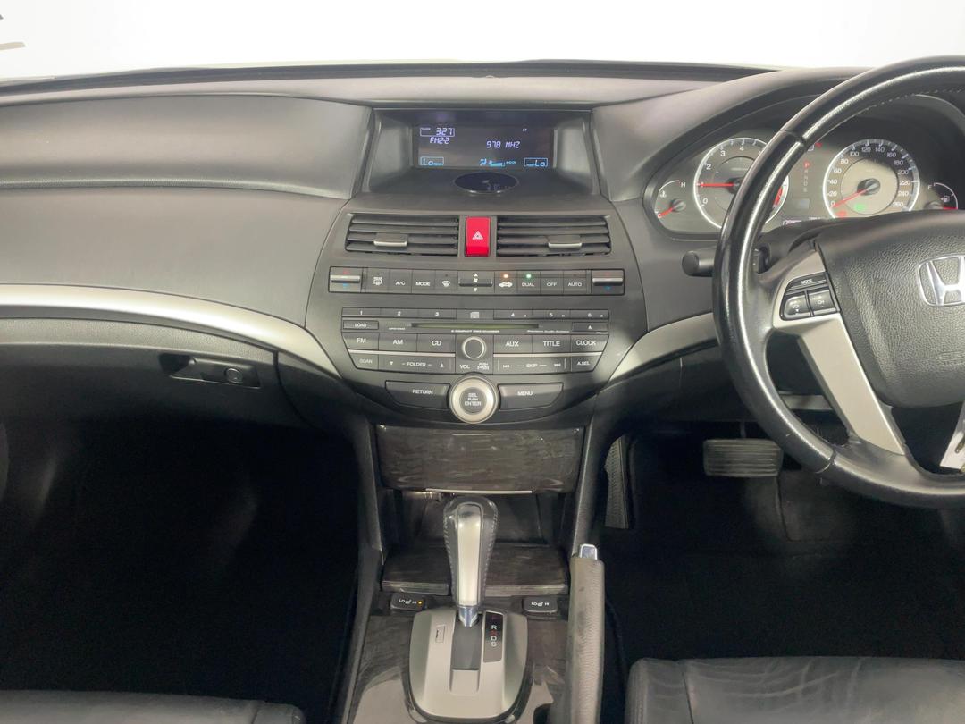 Photo '18' of Honda Accord