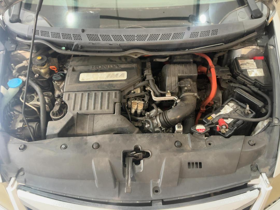 Photo '17' of Honda Civic Hybrid Photo '17' of Honda Civic Hybrid