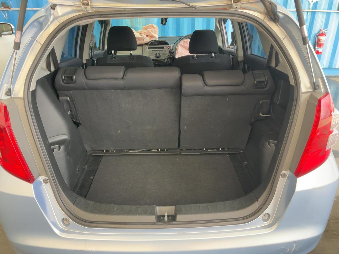 Photo '16' of Honda FIT