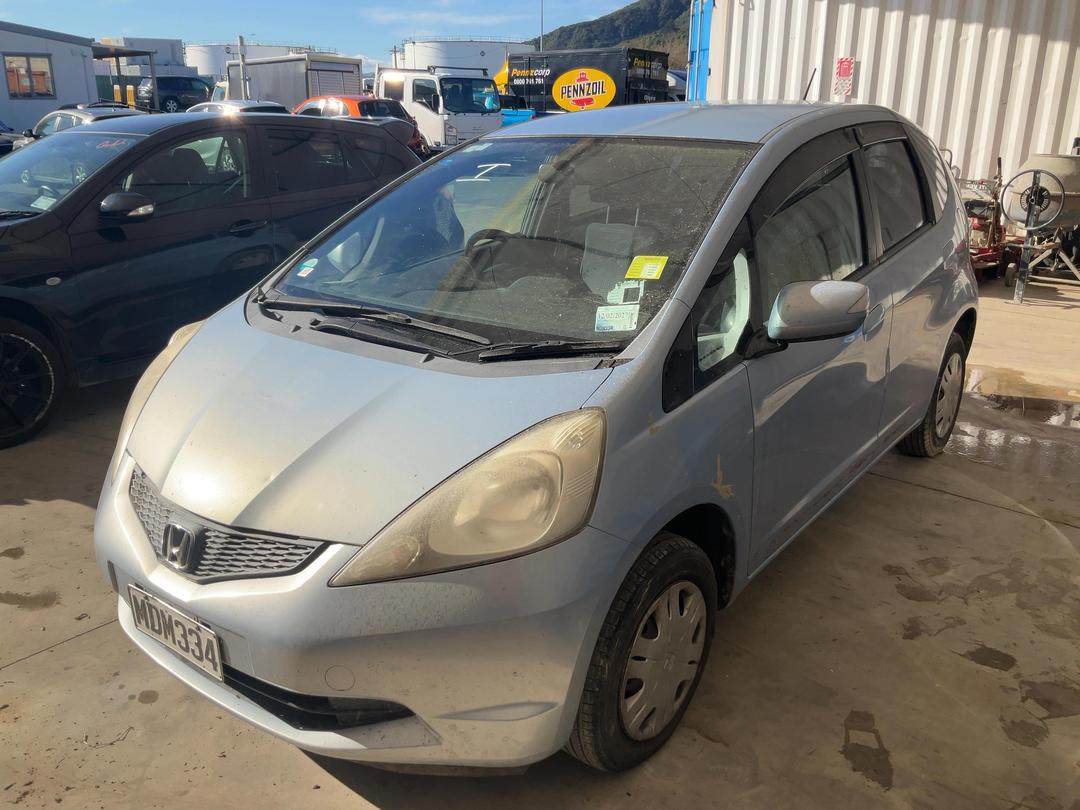 Photo '4' of Honda FIT