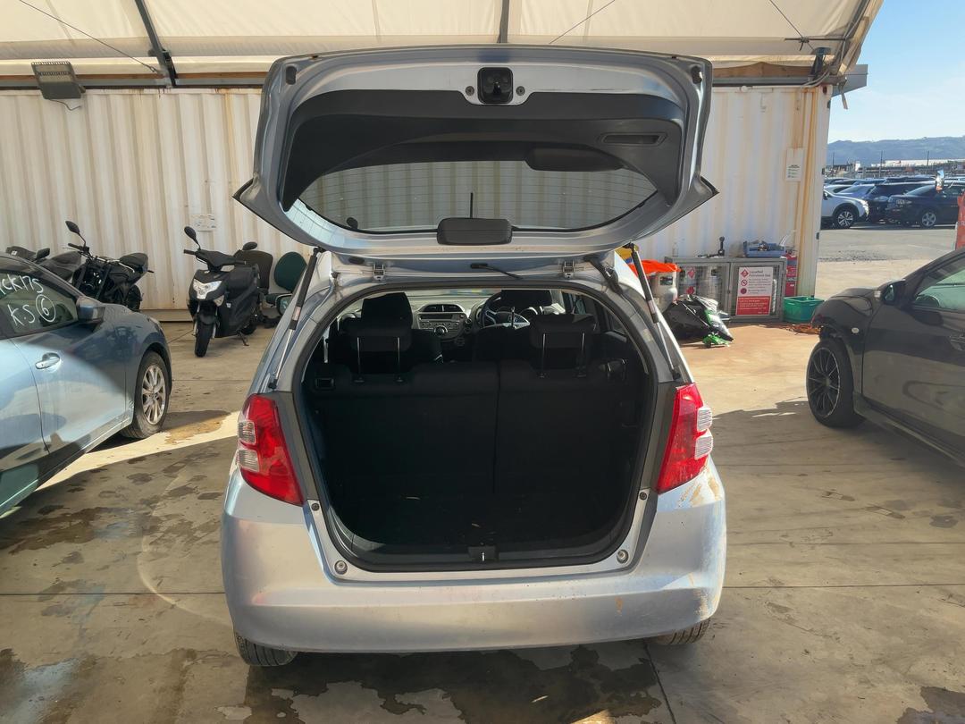 Photo '10' of Honda FIT