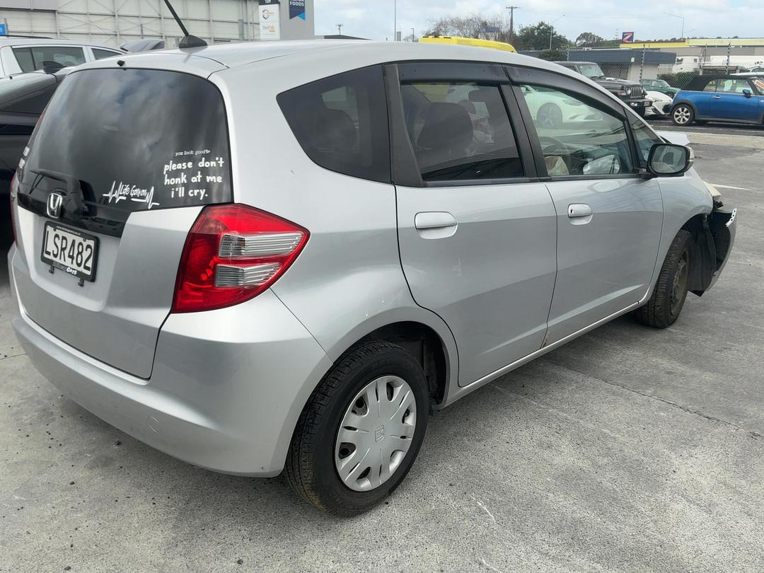 Photo '6' of Honda FIT Photo '6' of Honda FIT