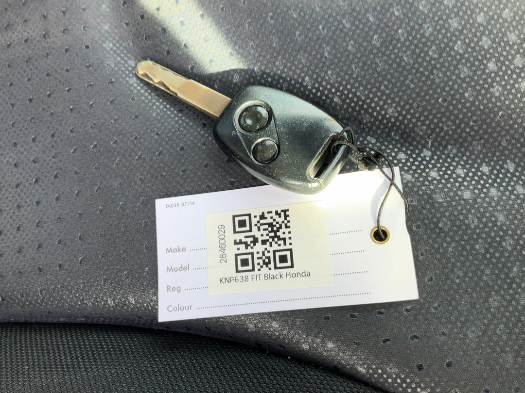 Photo '25' of Honda FIT Photo '25' of Honda FIT