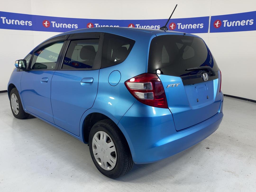 Photo '4' of Honda FIT