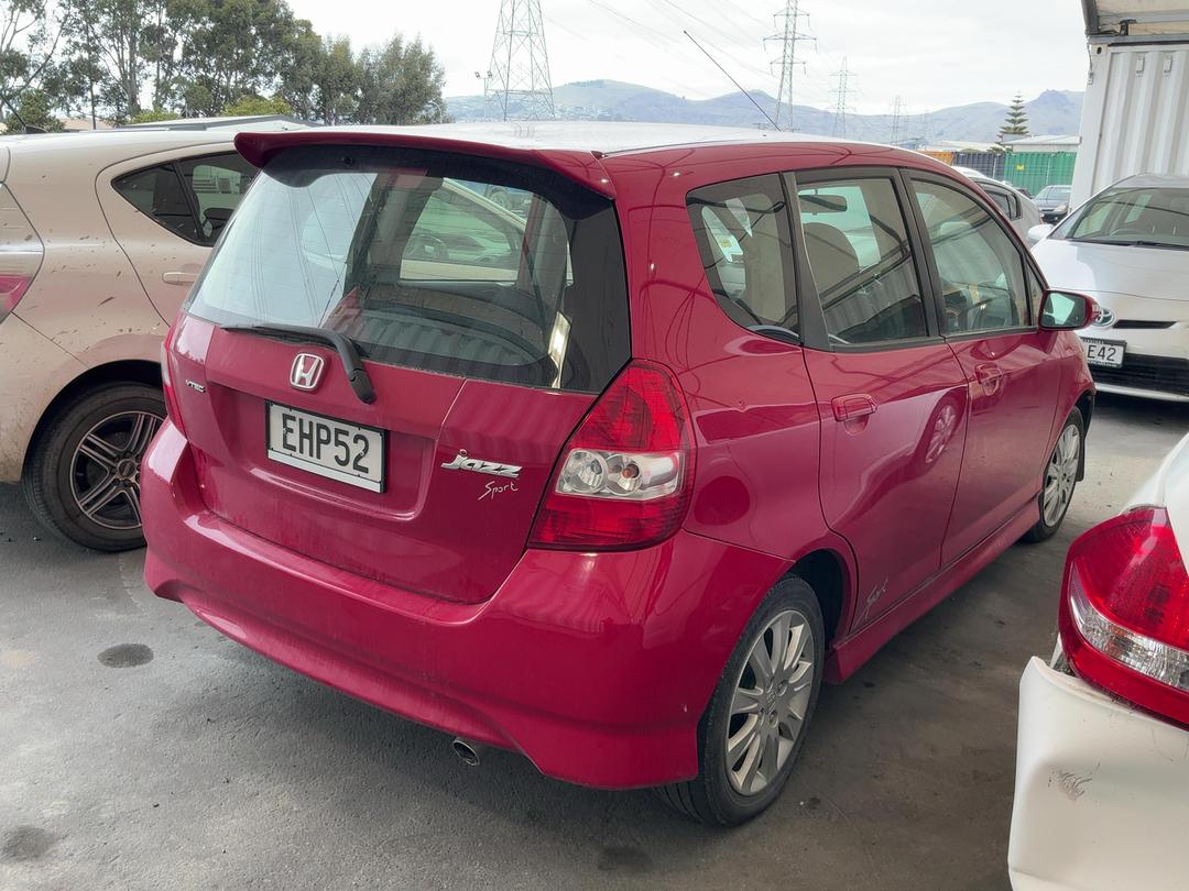 Photo '4' of Honda Jazz Sport Photo '4' of Honda Jazz Sport
