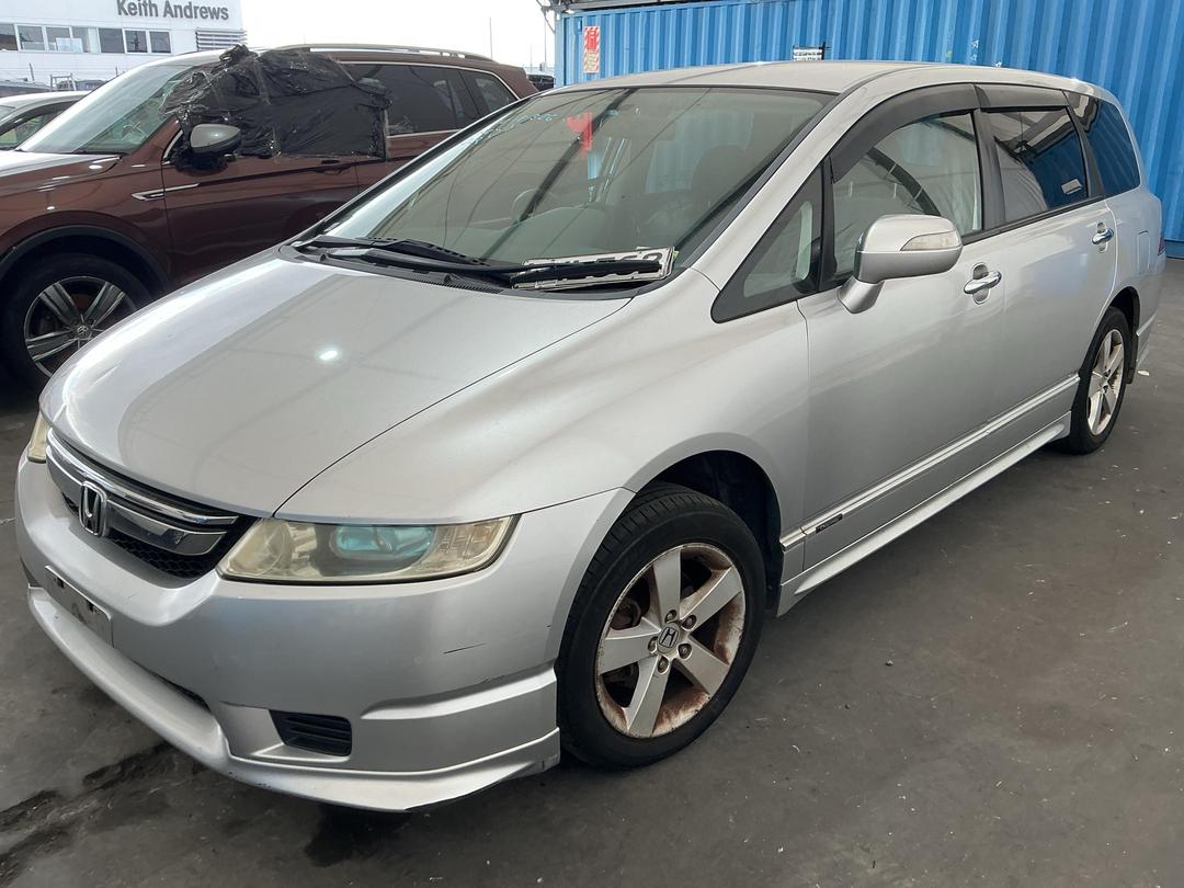 Photo '4' of Honda Odyssey