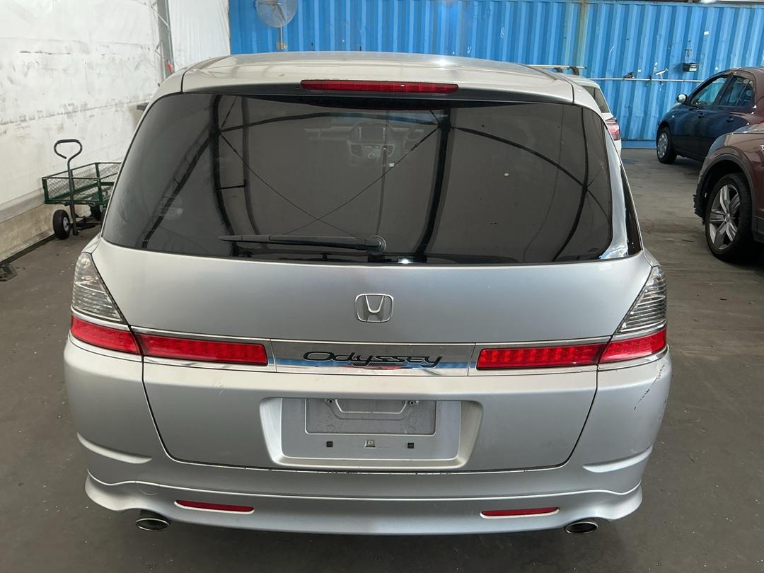 Photo '6' of Honda Odyssey