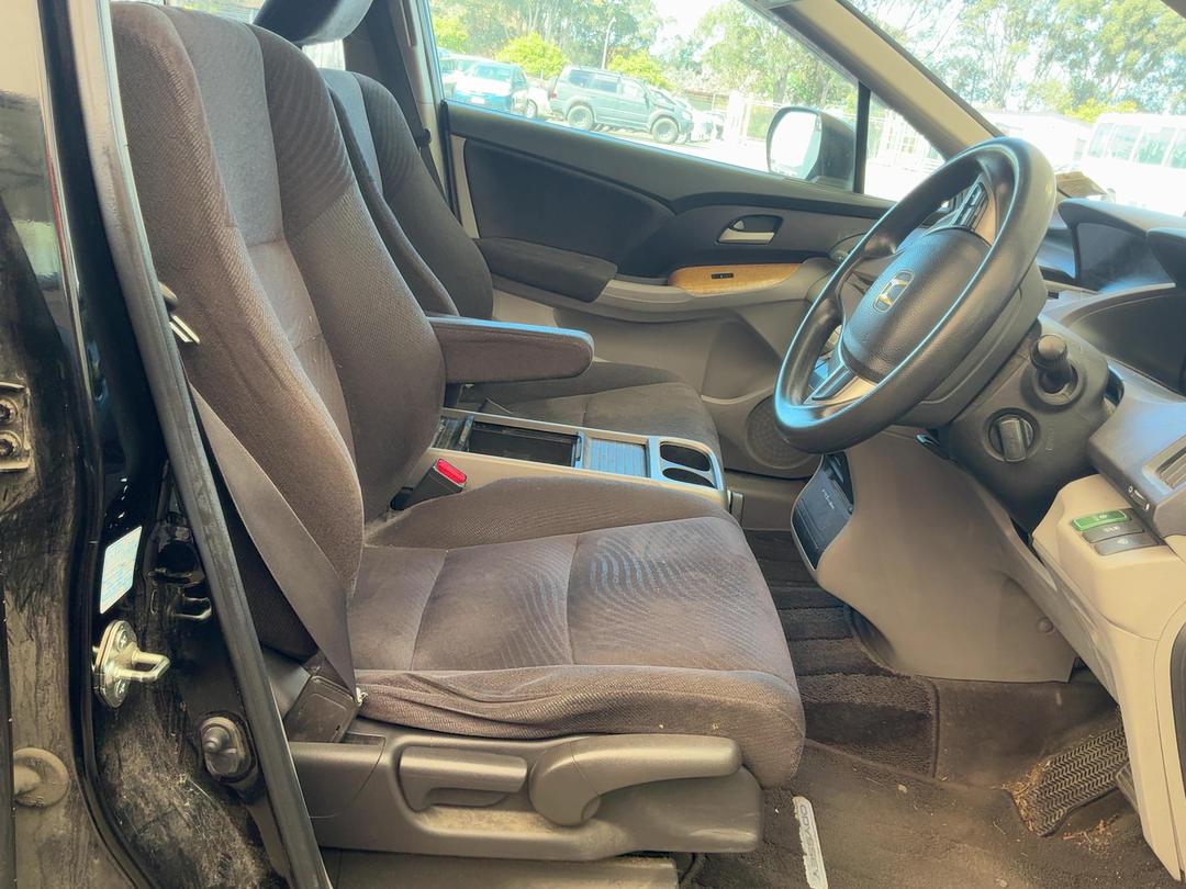 Photo '12' of Honda Odyssey VTI Photo '12' of Honda Odyssey VTI