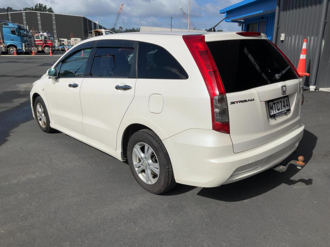 Photo '5' of Honda Stream