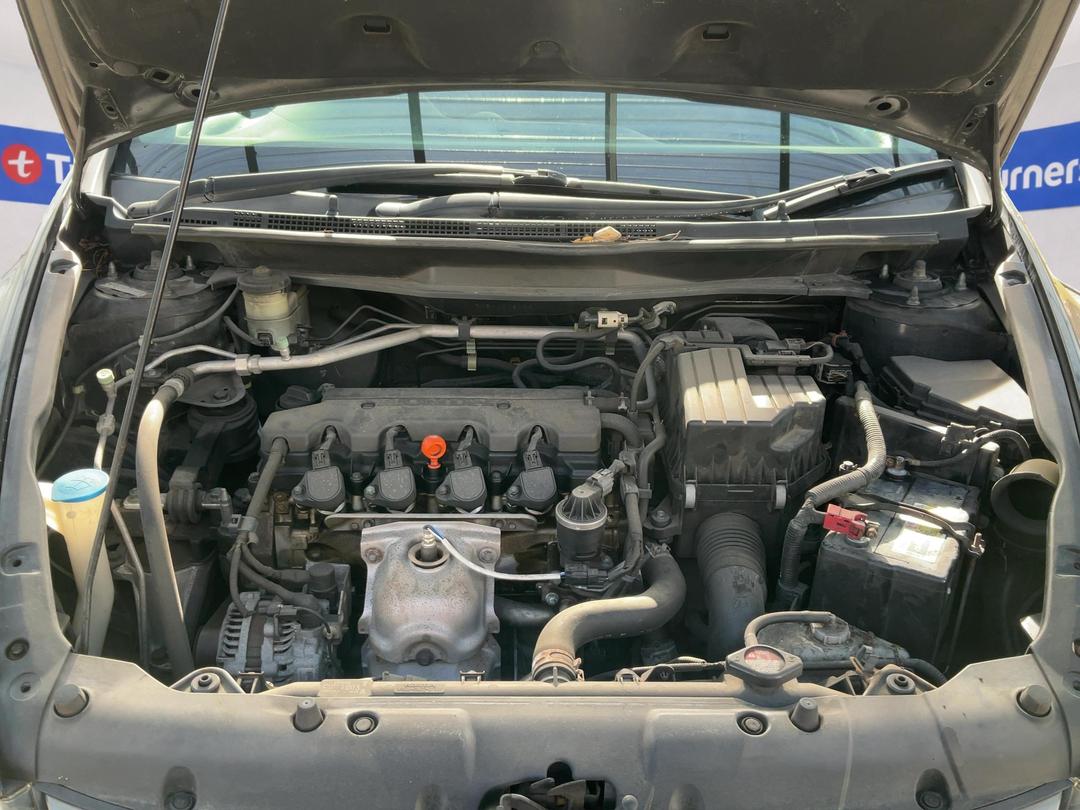 Photo '11' of Honda Stream Photo '11' of Honda Stream