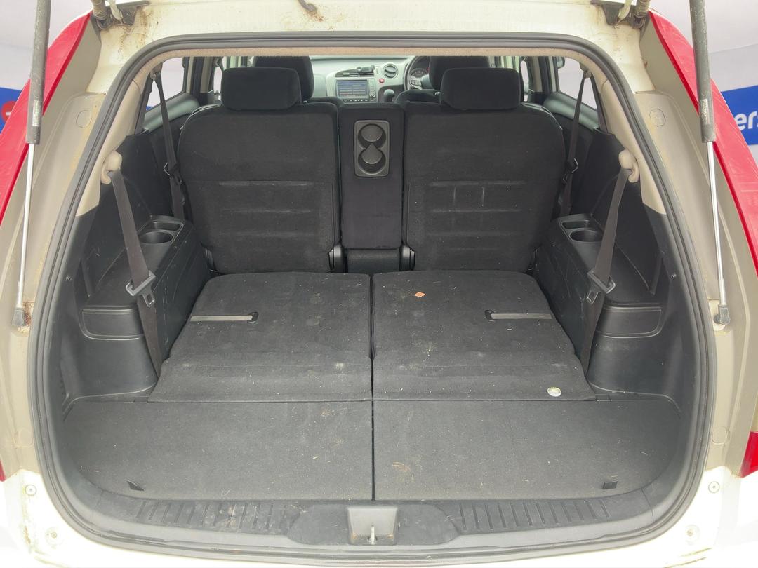 Photo '12' of Honda Stream Photo '12' of Honda Stream