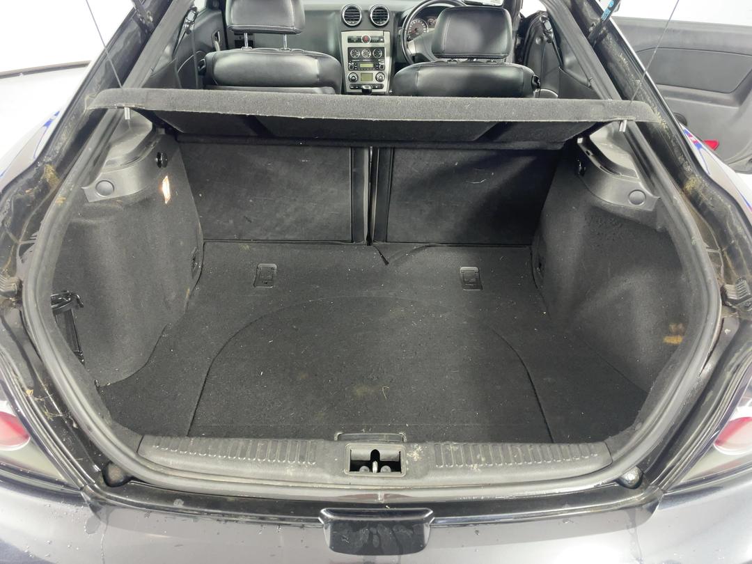 Photo '14' of Hyundai Tiburon