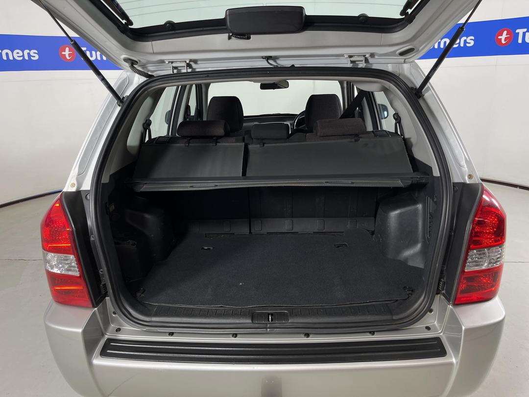 Photo '14' of Hyundai Tucson