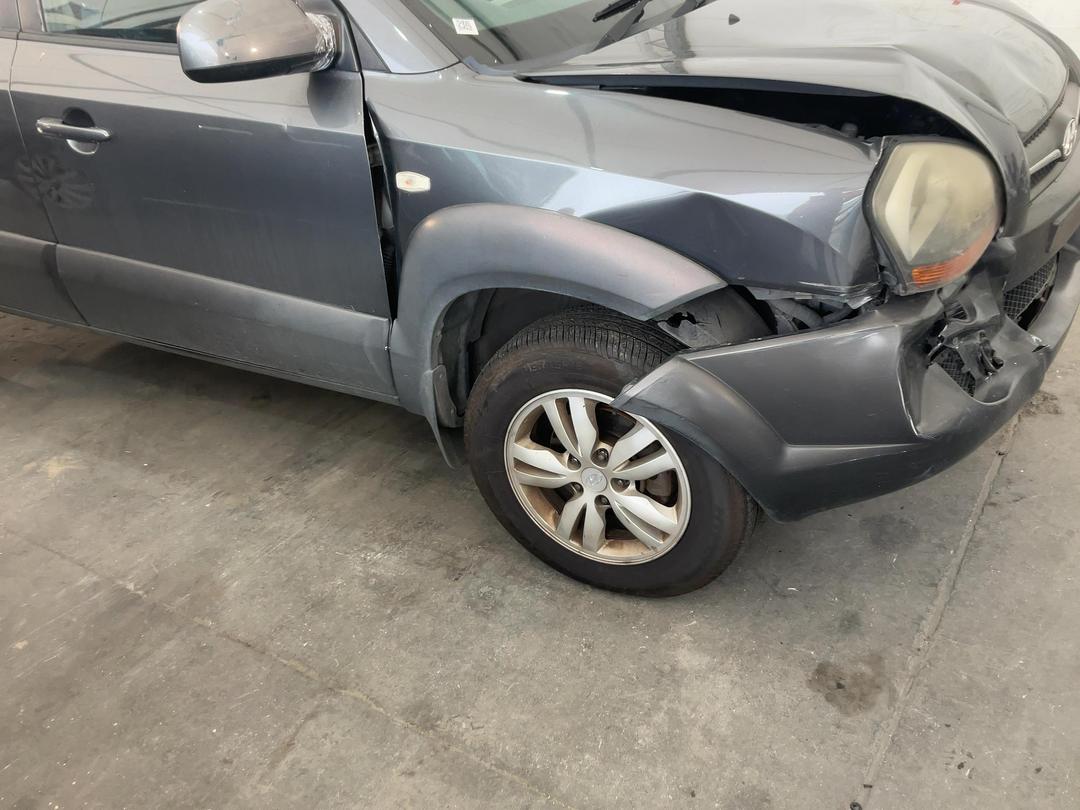 Photo '2' of Hyundai Tucson GLS Photo '2' of Hyundai Tucson GLS