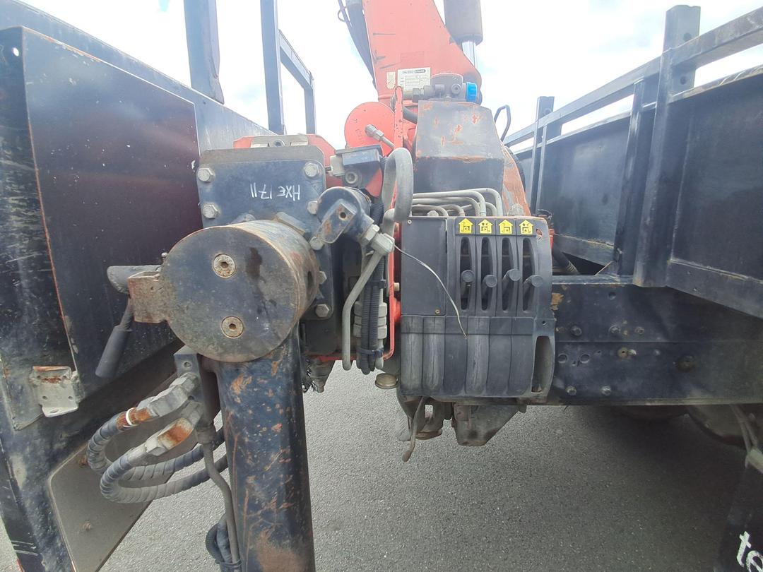 Photo '20' of Isuzu CYZ 400 GIGA Cab Chassis/Crane
