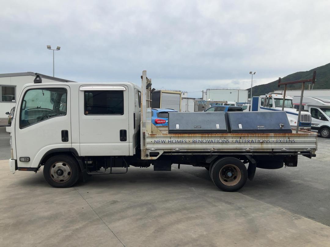 Photo '10' of Isuzu ELF NPR85AR Double Cab - Flat Deck