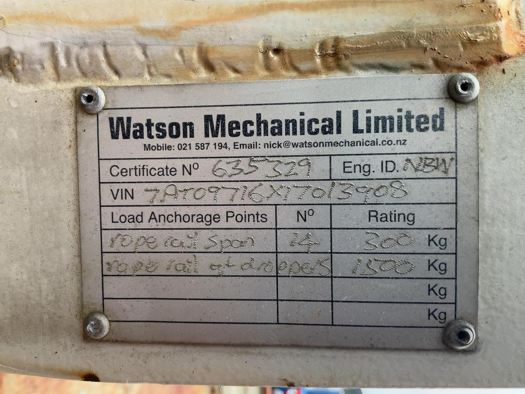 Photo '38' of Isuzu ELF NPR85AR Double Cab - Flat Deck