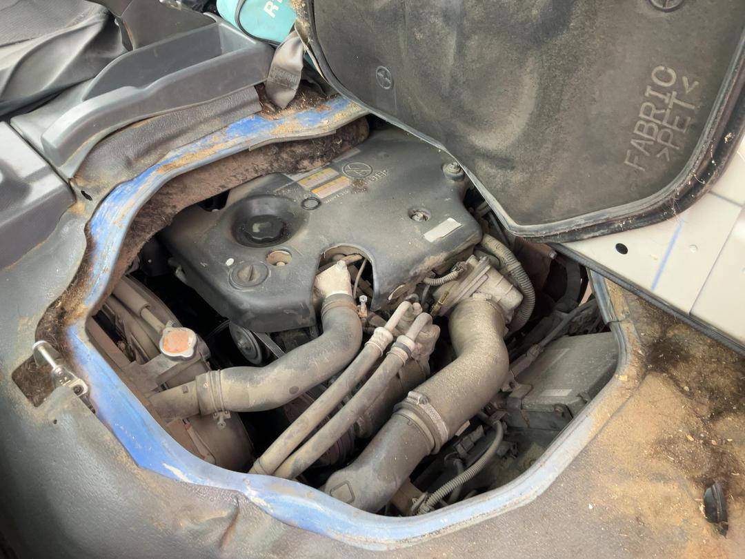 Photo '32' of Isuzu ELF NPR85AR Double Cab - Flat Deck