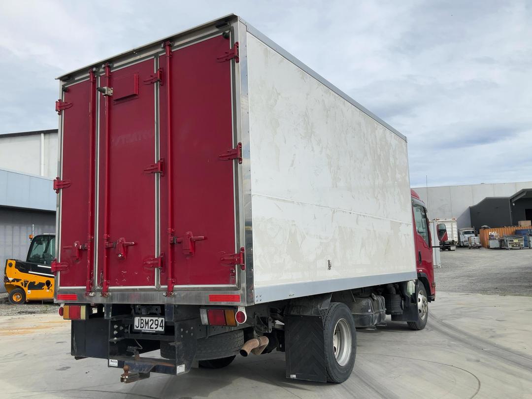 Photo '4' of Isuzu ELF NPR75N Curtain/Solid