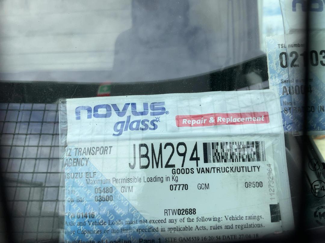 Photo '16' of Isuzu ELF NPR75N Curtain/Solid
